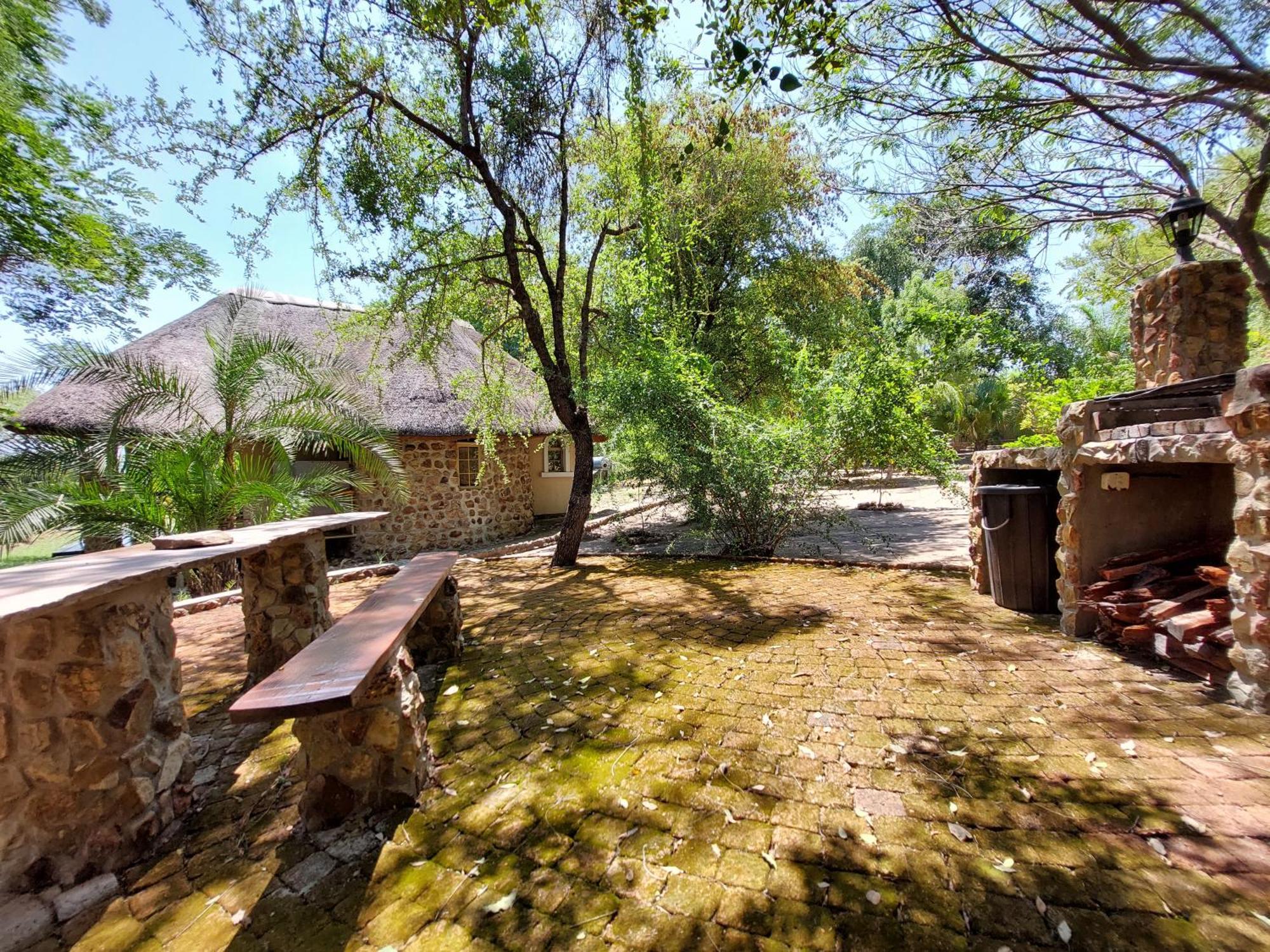 Mobola Lodge Mamono Exterior foto
